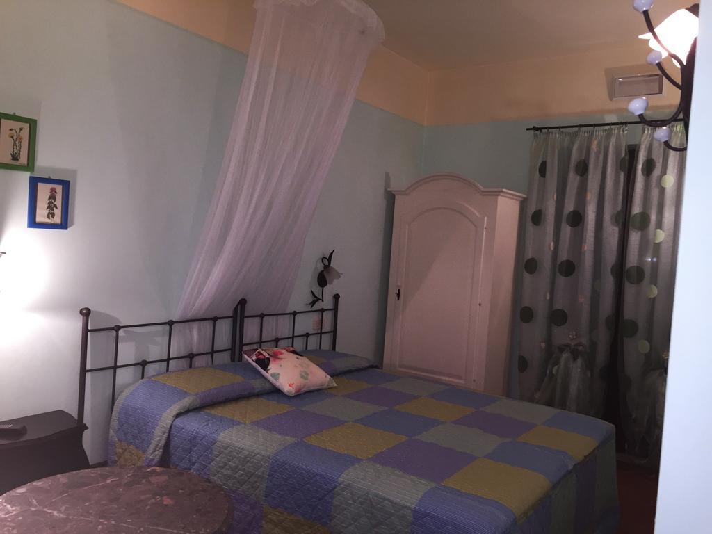 B&B 8380 Saturnia Terme Habitación foto